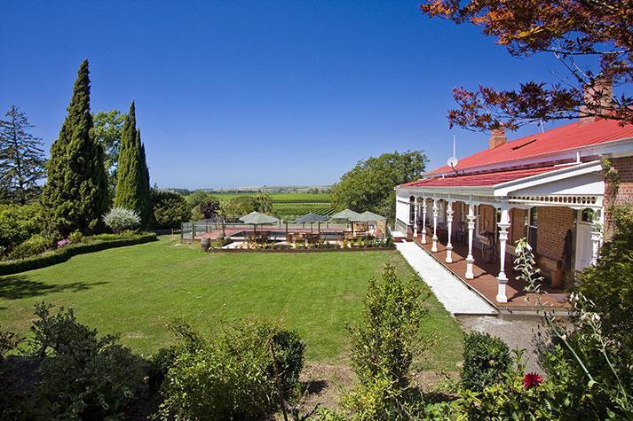 Ugbrooke Country Estate Hotel Lower Dashwood Kültér fotó